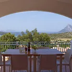 Lu Nibareddu Aparthotel San Teodoro (Sardinia)