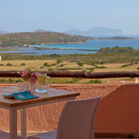 Lu Nibareddu 3* San Teodoro (Sardinia)