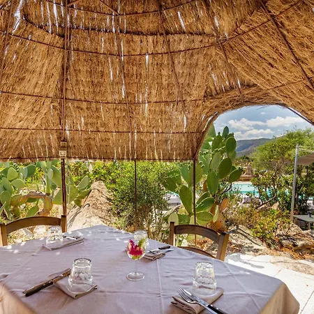 Lu Nibareddu 3* San Teodoro (Sardinia)