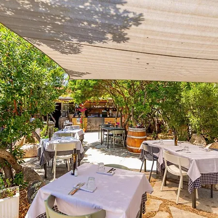 Lu Nibareddu Aparthotel