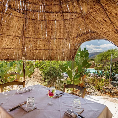 アパートホテル Lu Nibareddu 3*