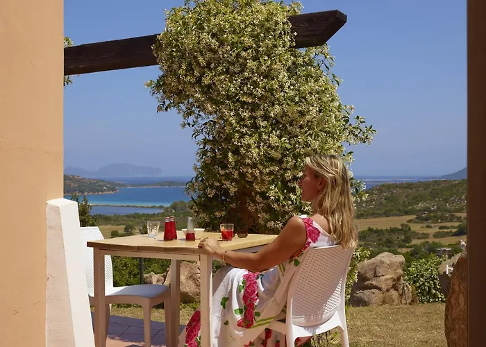 Aparthotel Lu Nibareddu San Teodoro (Sardinia)