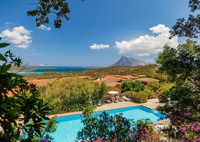 Aparthotel Lu Nibareddu San Teodoro (Sardinia)